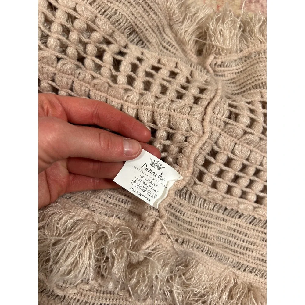 Cream Crochet Infinity Scarf Eyelash Fringe Shaggy Knit Loop Boho‎ Cozy Layering